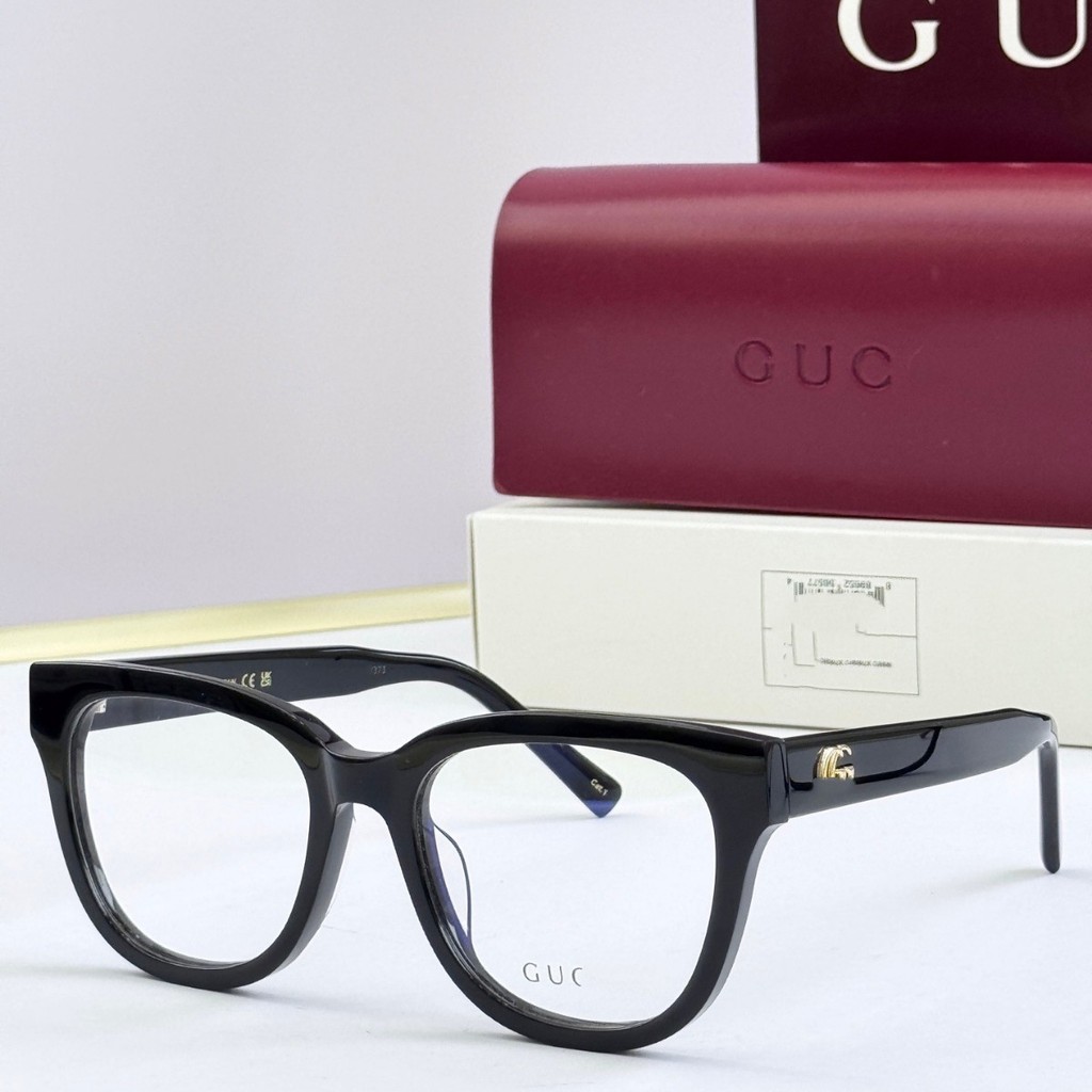 G.U# G.U#Fashionable color-blocked square frame glasses GG2128SK