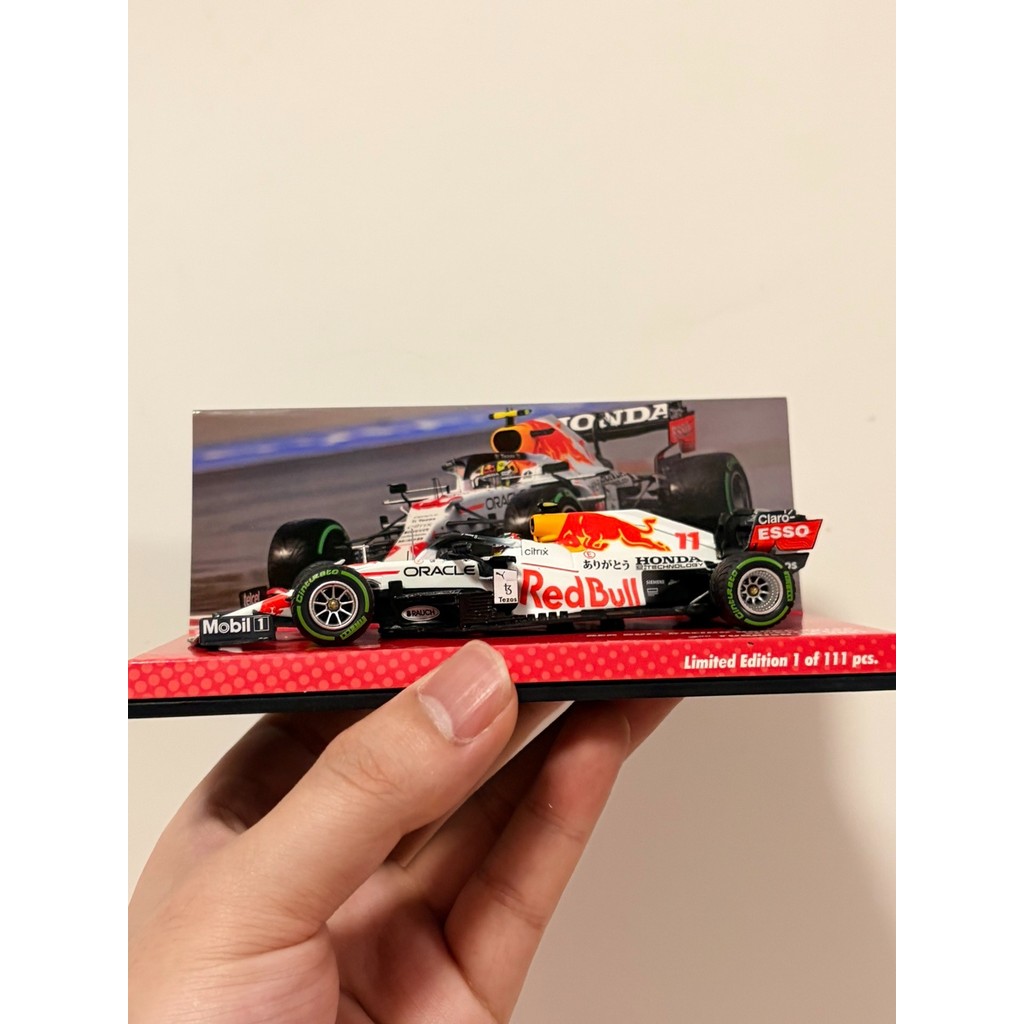 [สต๊อกพร้อม ติดต่อหากคุณมีคําถามใดๆ] RB16B White Bull 1: 43Red Bull Racing