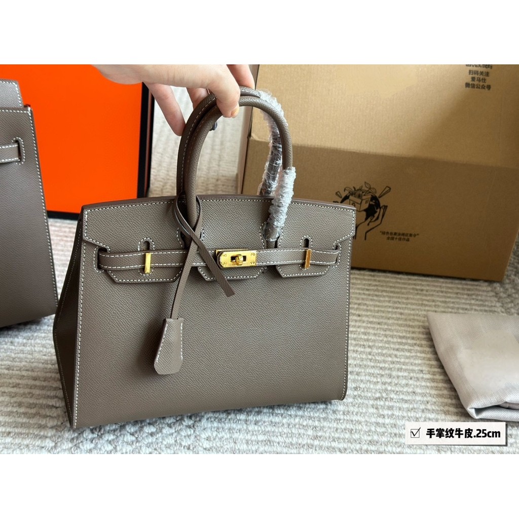 หนังวัวลายปาล์มพรีเมียม กระเป๋าถือ Platinum BK25/BK30