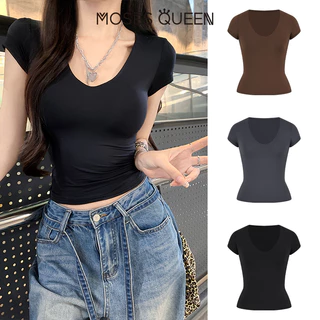 < MOSESQUEEN > มอสส์ ราชินี เสื้อยืดแขนสั้นคอยูดีไซน์เข้ารูปเน้นไหล่สร้างรูปเงาบางเหมาะกับชั้นฐานด้านบน #63575