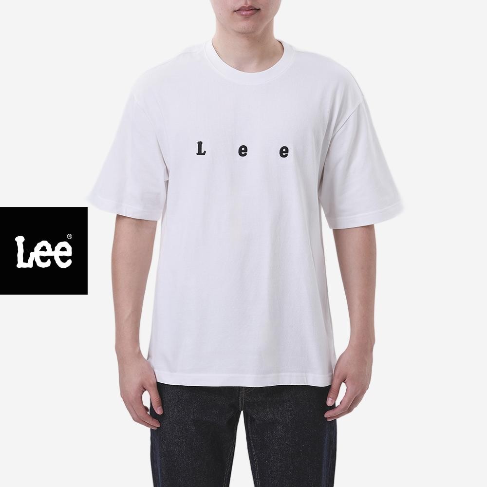 LEE เสื้อยืดแขนสั้นผู้ชาย รุ่น LE FC25MTSSC23 สีขาว