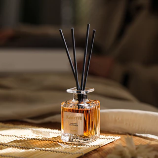 🏆กลิ่นโรงแรมหรู🏆 ก้านน้ำหอม ก้านไม้หอม Reed Diffuser น้ำหอมอโรม่า น้ำมันหอมระเหย ก้านหอม ก้านไม้หอมปรับอากาศ 50มล