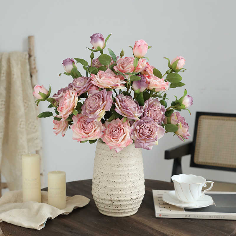 French Burnt Edge Roses Roses ช่อดอกไม้จําลองดอกไม้ปลอมตกแต่งห้องนั่งเล่นโต๊ะรับประทานอาหารตกแต่งบ้า