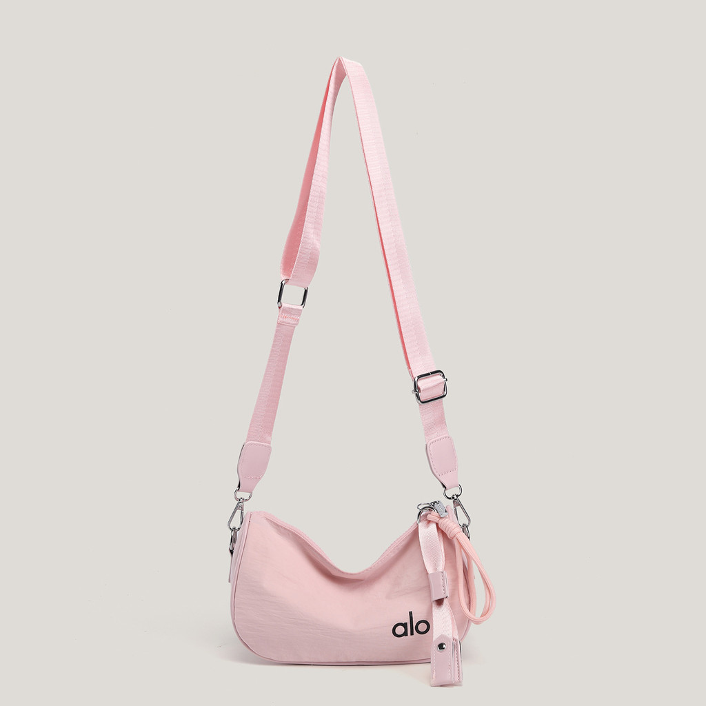 Alo yoga Canvas Bag Daily Commuter Messenger Bag กระเป๋าสะพาย Unisex