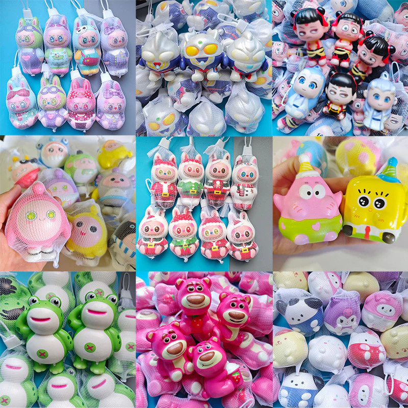 ของเล่นบีบคลายเครียด Labubu Sanrio SpongeBob Ultraman thumbnail 7