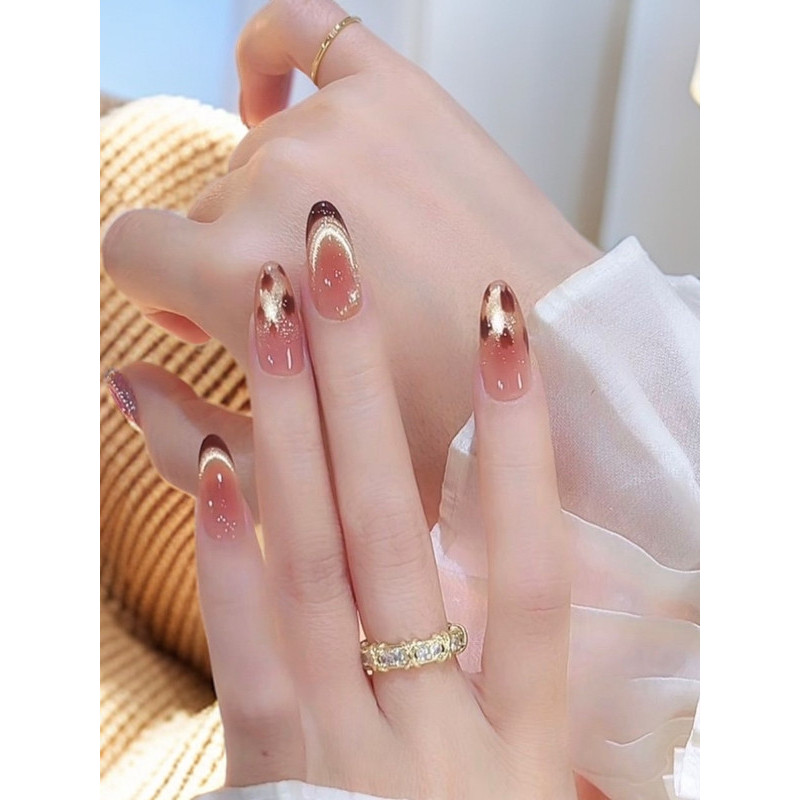เล็บปลอมสำเร็จรูปเจล เล็บเจลสำเร็จรูป เล็บปลอมสำเร็จรูป Pure Hand-Weared Nails Short Gilt French Nai