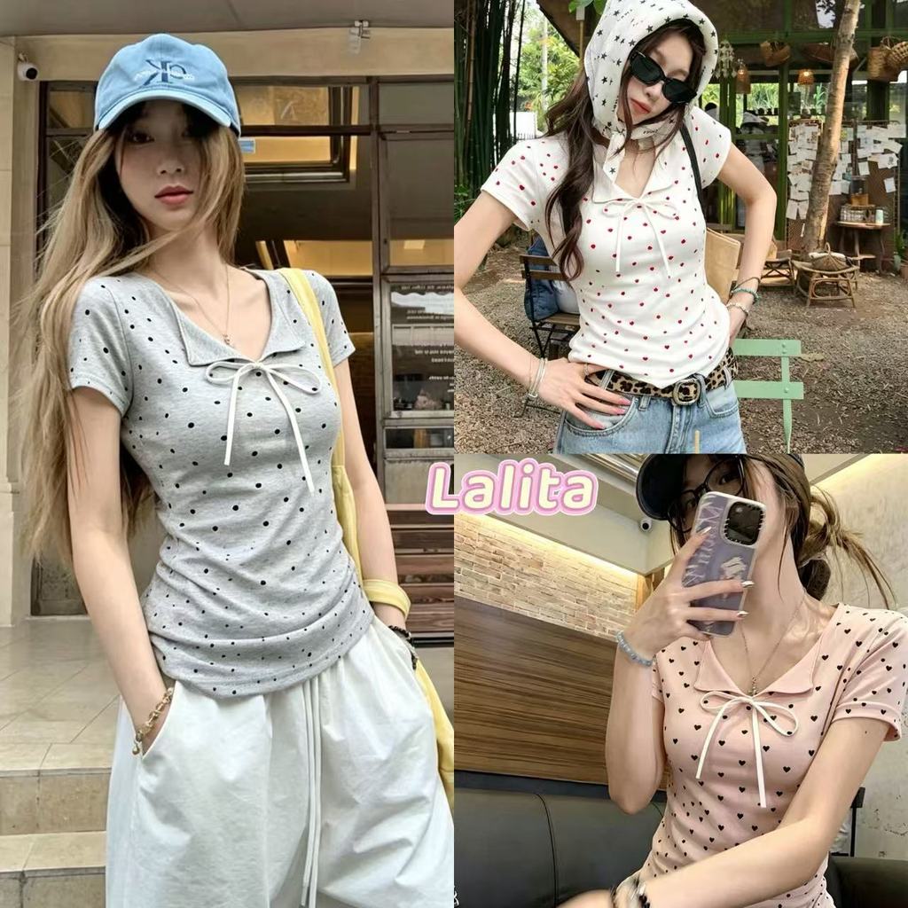 Lalita ส่งไวจากไทย เสื้อยืดคอวี แขนสั้น ผู้หญิง ลายหัวใจ ลายจุด โบว์ สไตล์เกาหลี