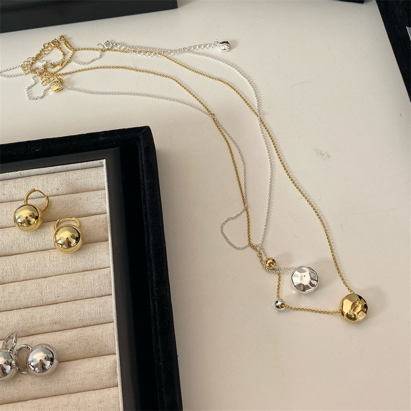 4SLV ins Niche Design Gold Silver Contrast สีสร้อยคอลูกปัดขนาดเล็กผู้หญิงทองแดงชุบ 18k Gold Cool สไต