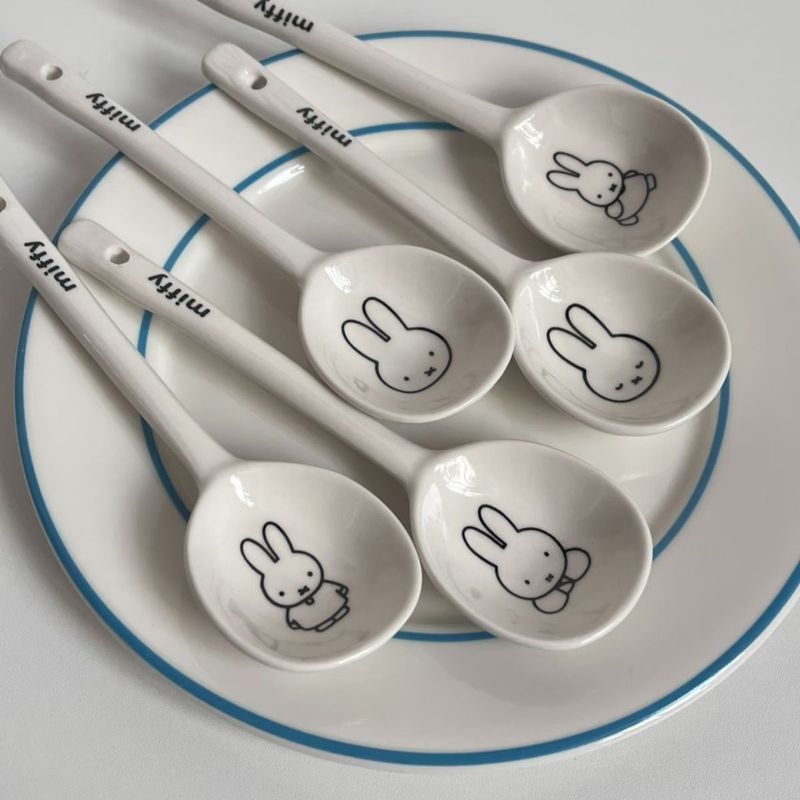 Miffy/น่ารักMiffyกระต่ายช้อนเซรามิคสีขาวInsช้อนด้ามยาวในคร รูปที่ 7