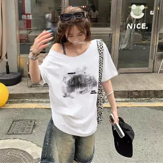 M-3XL เสื้อแขนสั้นผู้หญิง เสื้อลำลองคอกว้าง เสื้อแหวกเอวสุดเซ็กซี่ เสื้อผู้หญิงสีพื้น แมทช์ง่าย ผ้านุ่ม ผ้าดีใส่สบาย