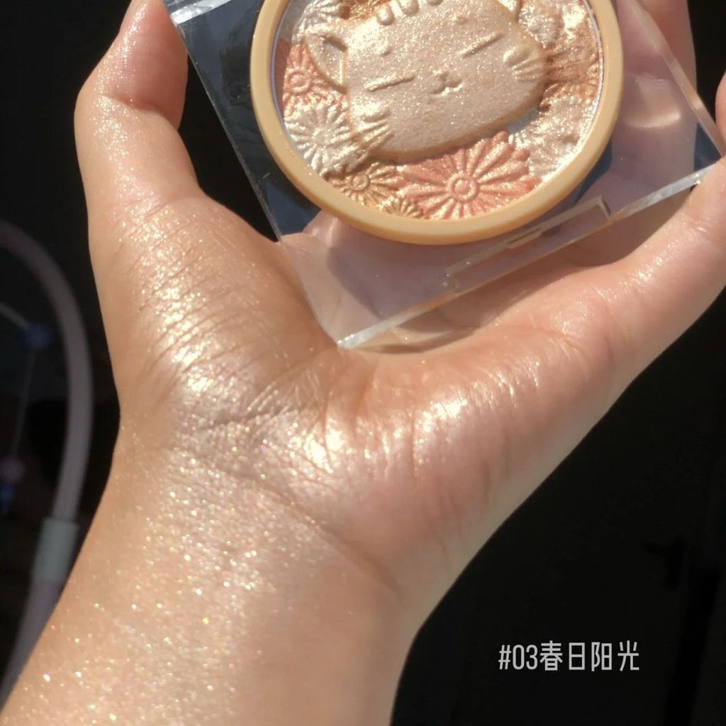 TQ~Soft Cute Cat Blush Card Dreams Highlighter Blush All-in-One แผ่นผสม PP
