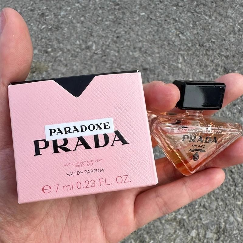 Prada Prada Prada I Benmo Perfume High-End Sweet Gentle Elegant Atmosphere กลิ่นหอมสดชื่นรุ่น Q 7ml 