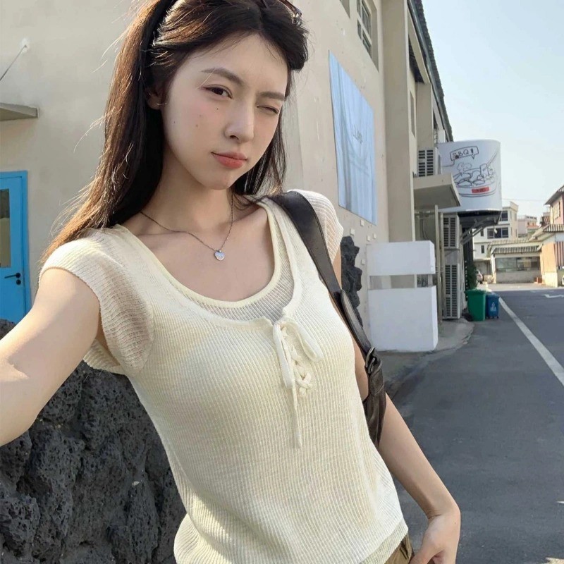 shayne-เสื้อครอปสองชิ้นเทียมผูกหน้า แขนสั้นเนื้อถัก ใส่แล้วดูผอมดูนุ่มนวล