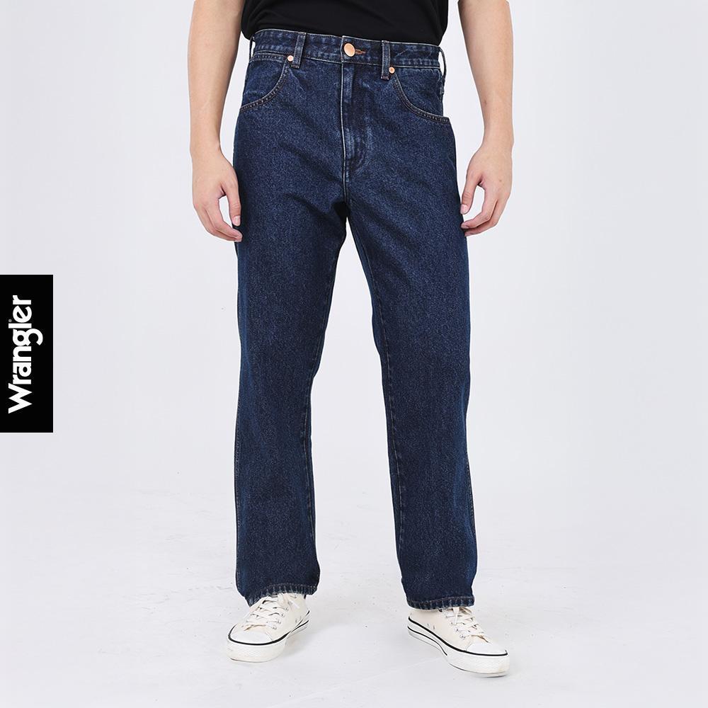 WRANGLER กางเกงยีนส์ผู้ชาย เอวกลาง ทรงตรง รุ่น WR S326MMWZF02 สียีนส์กลาง