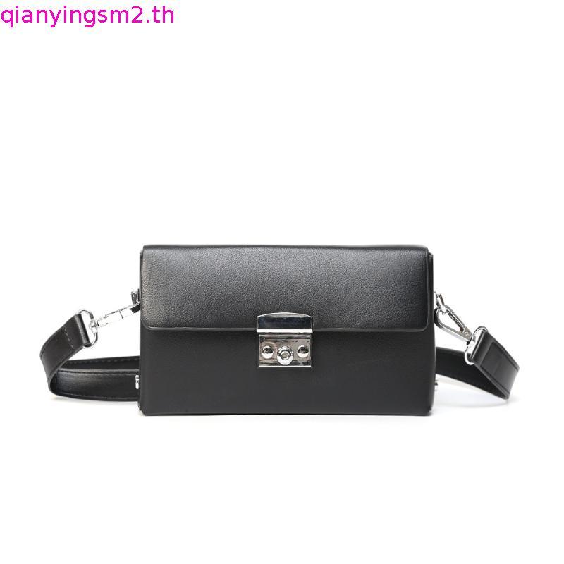 Labella : รุ่น Luna M ไซต์ใหญ่**พร้อมส่ง** กระเป๋าสะพายสายโซ่  (7 สี)