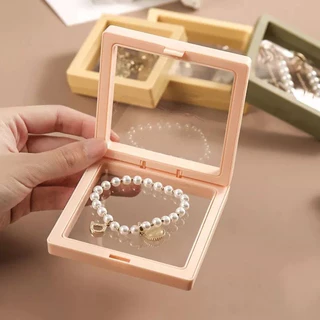 (50PCS) กล่องจัดเก็บเครื่องประดับกรอบลอยตัว 3D ฟิล์ม PE ต้านอนุมูลอิสระ พร้อมระบบแขวน เก็บได้ 50 ชิ้น+กันการเกาะกัน