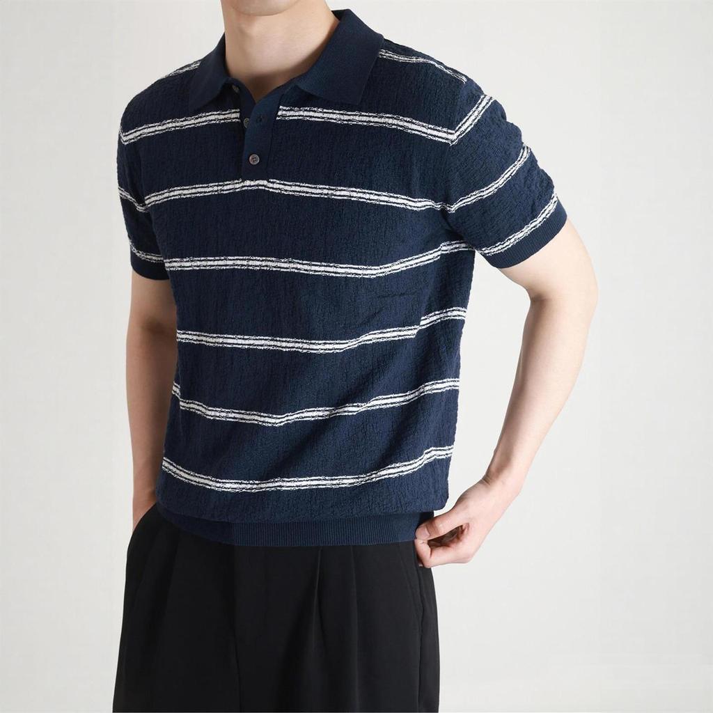 Minimalist Old Money สไตล์ลายเสื้อกันหนาวผู้ชายแขนสั้น Commuter All-Match Breathable POLO เสื้อ Bus