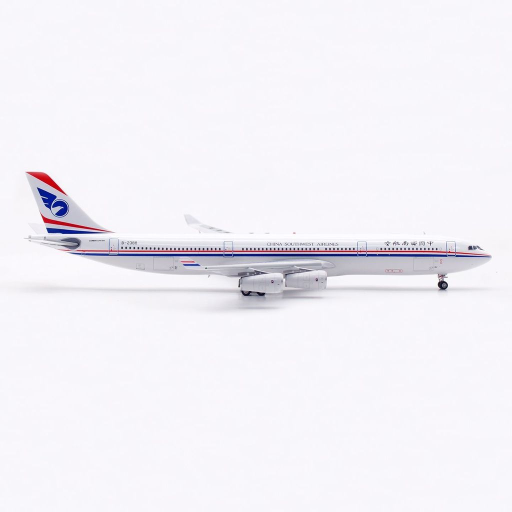 AV 1: 400 Southwest Airlines A340-300 เครื่องบินรุ่น B-2388 B-2389 B-2390
