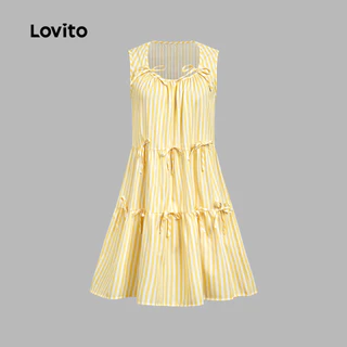 Lovito เดรสสีเหลืองอ่อนสไตล์ลําลอง มีดีเทลจับจีบด้านหน้าและชายกระโปรงระบาย เหมาะสําหรับฤดูใบไม้ผลิและฤดูร้อน L184ED969