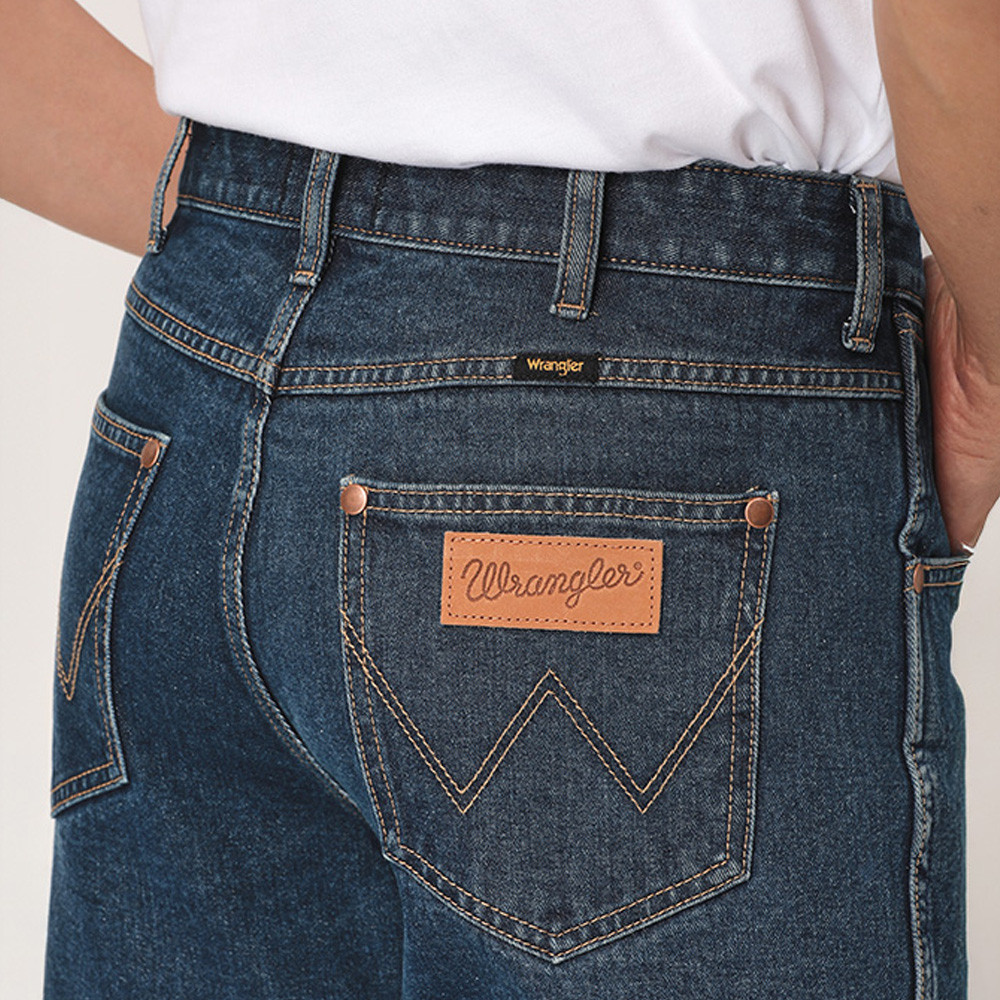 WRANGLER กางเกงยีนส์ผู้ชาย เอวกลาง ทรงตรง ทรง MWZ รุ่น WR F525MMWZF41 สียีนส์กลาง ราคา ถูกที่สุด ดีลบีเคเค แกลเลอรีภาพที่ 5
