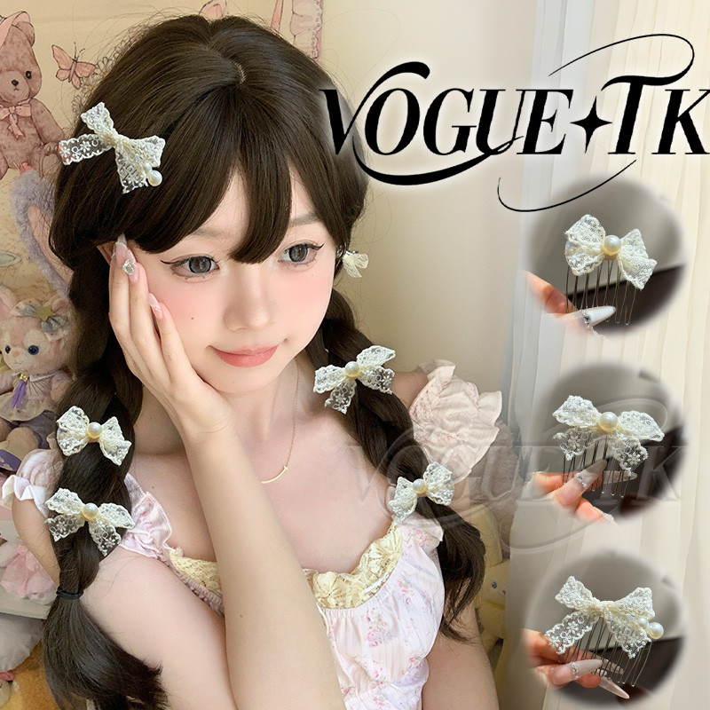 Vogue🌟พร้อมส่ง🌟 หวีซับผม ผ้าลูกไม้ผูกโบว์ติดมุก มีหลายขนาด น่ารักสไตล์เกาหลี (VO-89)