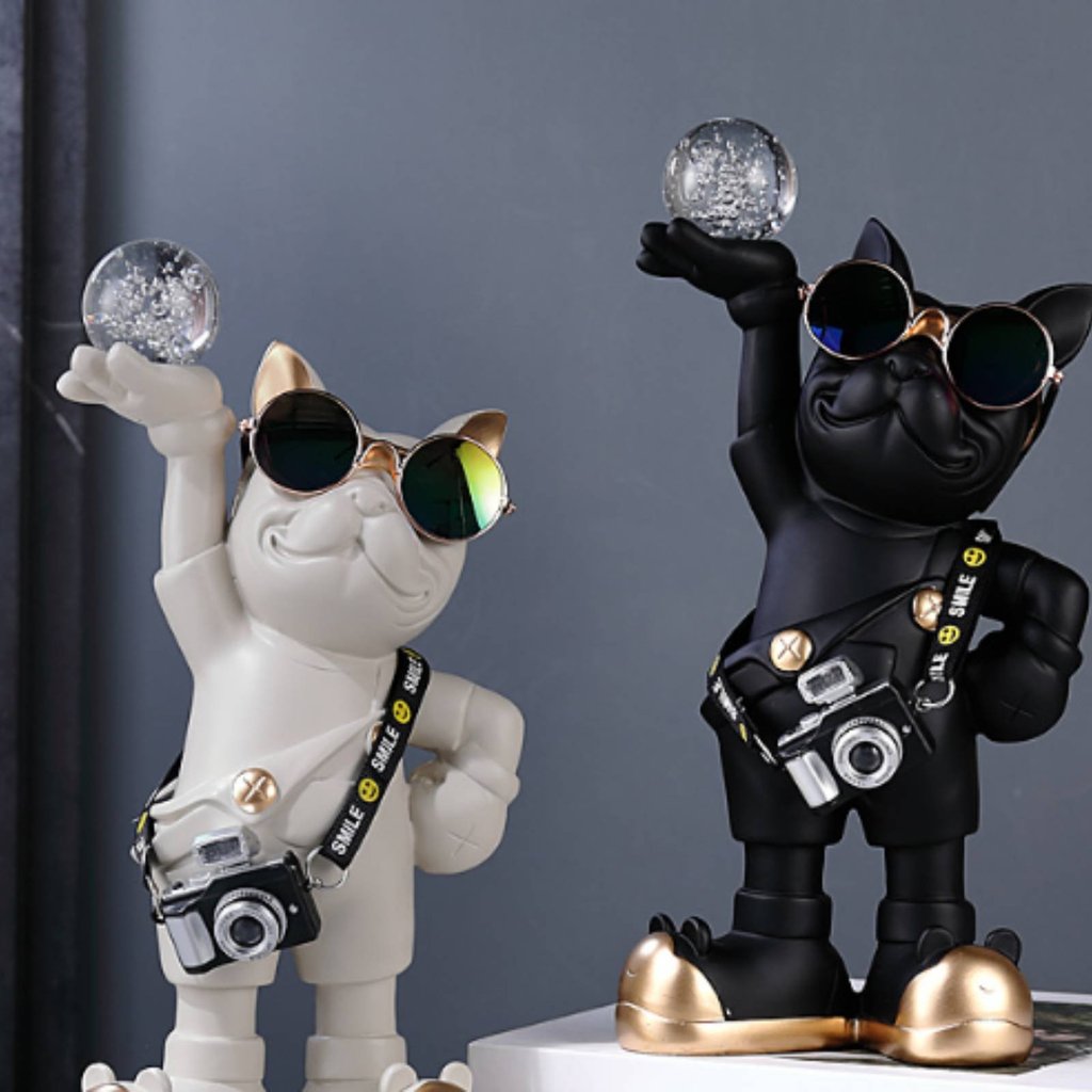 ตกแต่ง French Bulldog ตุ๊กตาเรซิ่น French Bulldog รูปปั้นทนทานสําหรับห้องนั่งเล่น