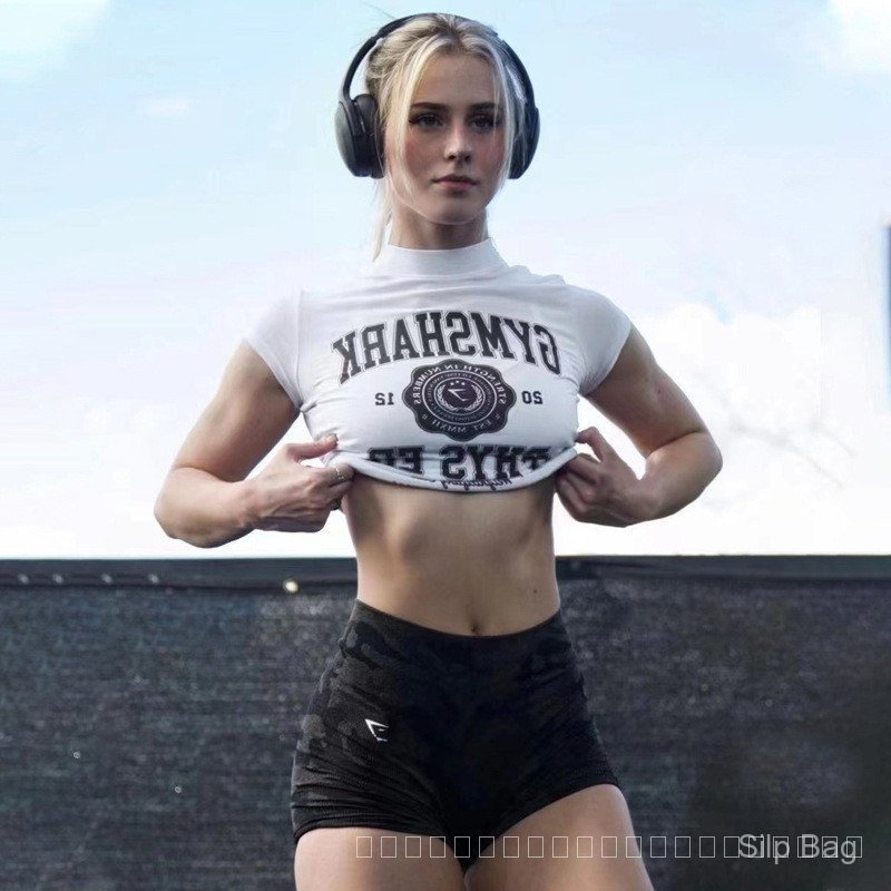 Gymshark TT WOLVES กีฬาฟิตเนสพิมพ์ผู้หญิงแขนสั้นโยคะวิ่งแน่นแขนสั้นคอกลมด้านบน