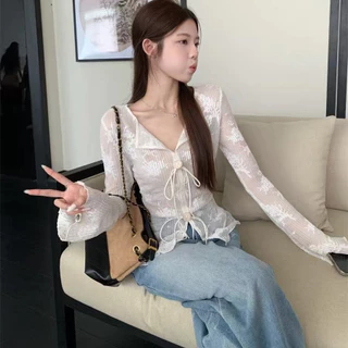 เสื้อเชิ๊ตพื้นผิวฝรั่งเศสสำหรับผู้หญิงฤดูใบไม้ผลิและฤดูร้อนเสื้อลูกไม้บาง jacquard เสื้อป้องกันแสงแดดเสื้อแขนระฆังบาง