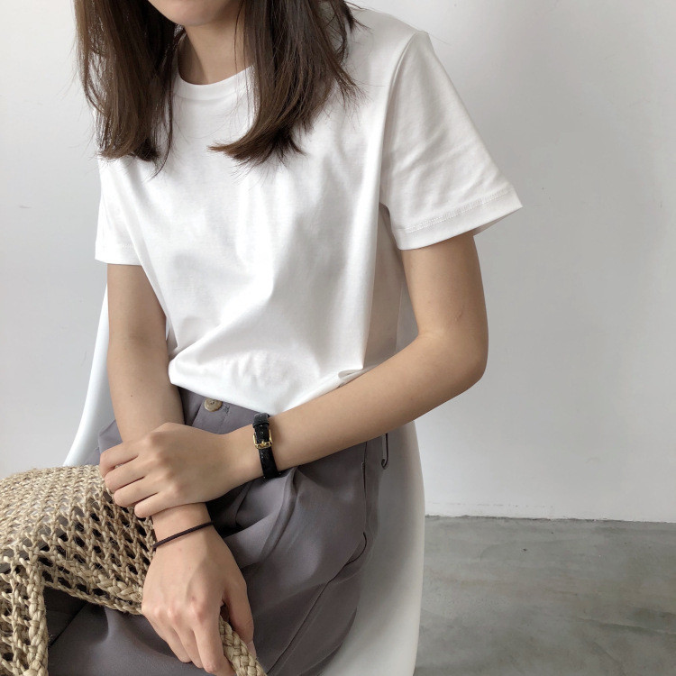 2026 ฤดูร้อนสไตล์ใหม่สีขาวเสื้อยืดผู้หญิงแขนสั้นหลวมสีทึบรอบคอ Simple Bottoming เสื้อ Slimmer ดู cec