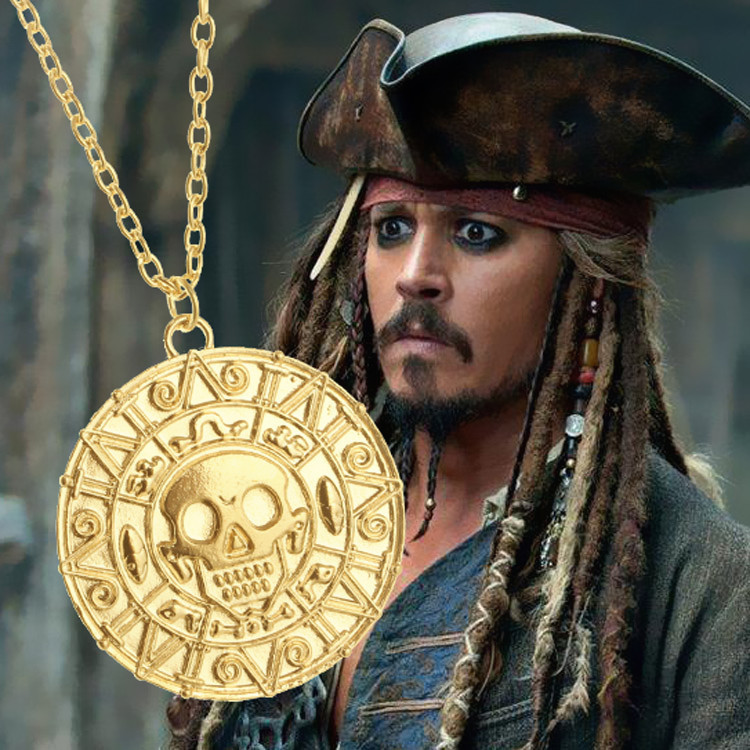 {คลังสินค้าพร้อม} ยุโรปและอเมริกาขายร้อน Pirates of the Caribbean Aztec สร้อยคอเหรียญทอง Retro Skull