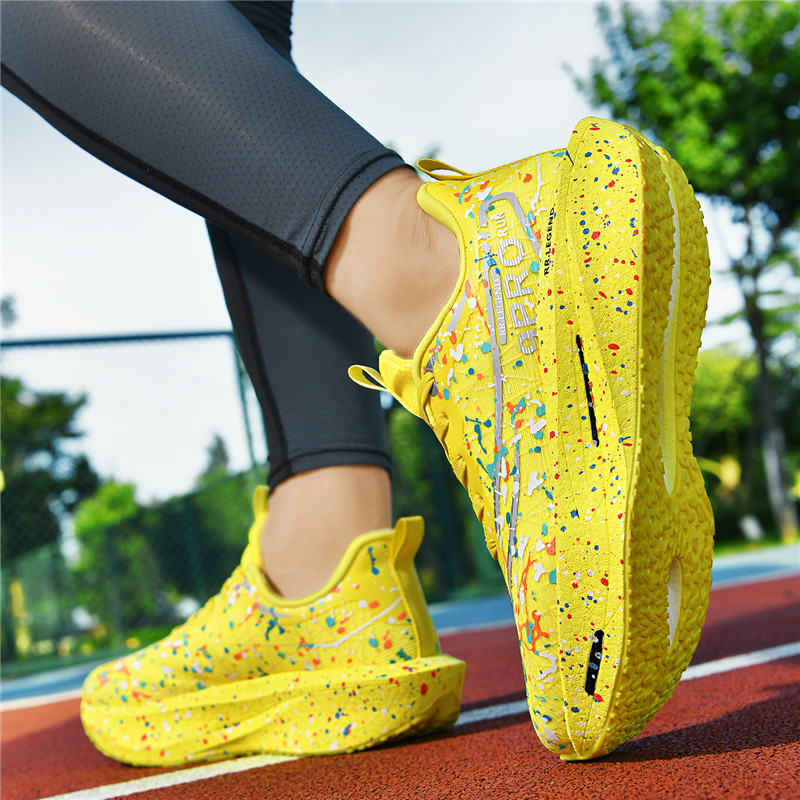 รองเท้าวิ่งลำลองชาย สุดเก๋ Running Shoes Men ระบายอากาศ กันกระแทก ทนต่อการสึกหรอ คุณภาพสูง ราคา ถูกที่สุด ดีลบีเคเค แกลเลอรีภาพที่ 3