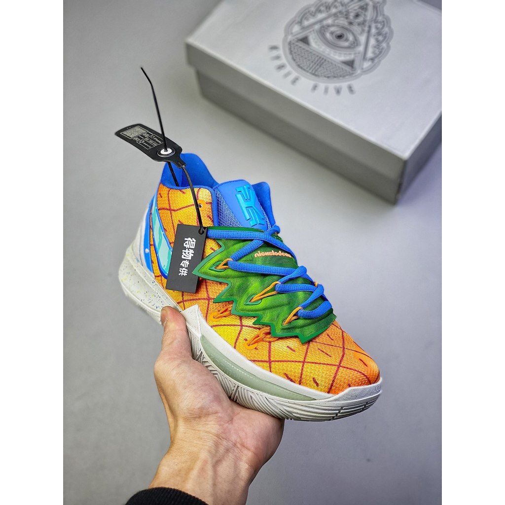 รองเท้าลายเซ็น Kyrie 6 รุ่นล่าสุด กับเทคโนโลยี Zoom Turbo Air Cushion สำหรับการเล่นบาสเกตบอล
