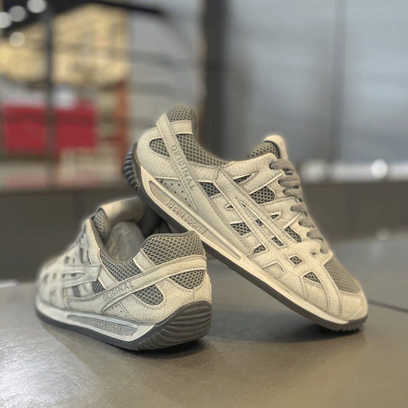 T อินเทรนด์ 2026 ใหม่สบายๆ Breathable น้ําหนักเบารองเท้าผู้ชาย Soft-Soled ตาข่าย Forrest Gump รองเท้า All-Match รองเท้าลําลองขายร้อนผู้ชาย