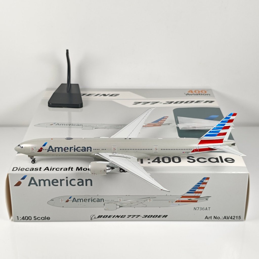 Aviation AV4215 1: 400 American Airlines B777-300ER N736AT รุ่นโลหะผสม