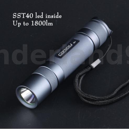 Convoy S2 + 1800lm ความสว่าง SST40 LED High Lumen กันน้ําออกแบบไฟฉายกีฬากลางแจ้ง High CRI LED การจัดการการป้องกันอุณหภูมิไฟฉาย LED ขนาดเล็ก
