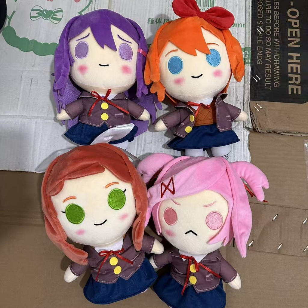 Doki Doki วรรณกรรมคลับของเล่นตุ๊กตาชุด DDLC Natsuki Sayori Yuri Monika ตุ๊กตาตุ๊กตาแฟน