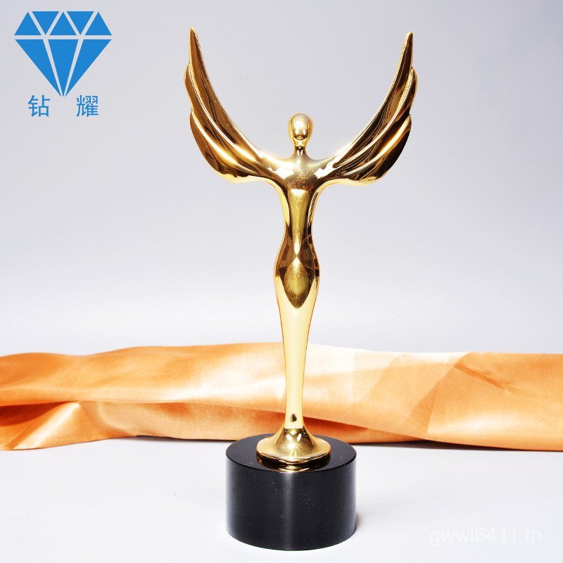 Flying Man Little Golden Man Angel คริสตัลโลหะ Oscar Trophy งานฝีมือคริสตัลเรซิ่นสไตล์ใหม่โลหะขนาดเล
