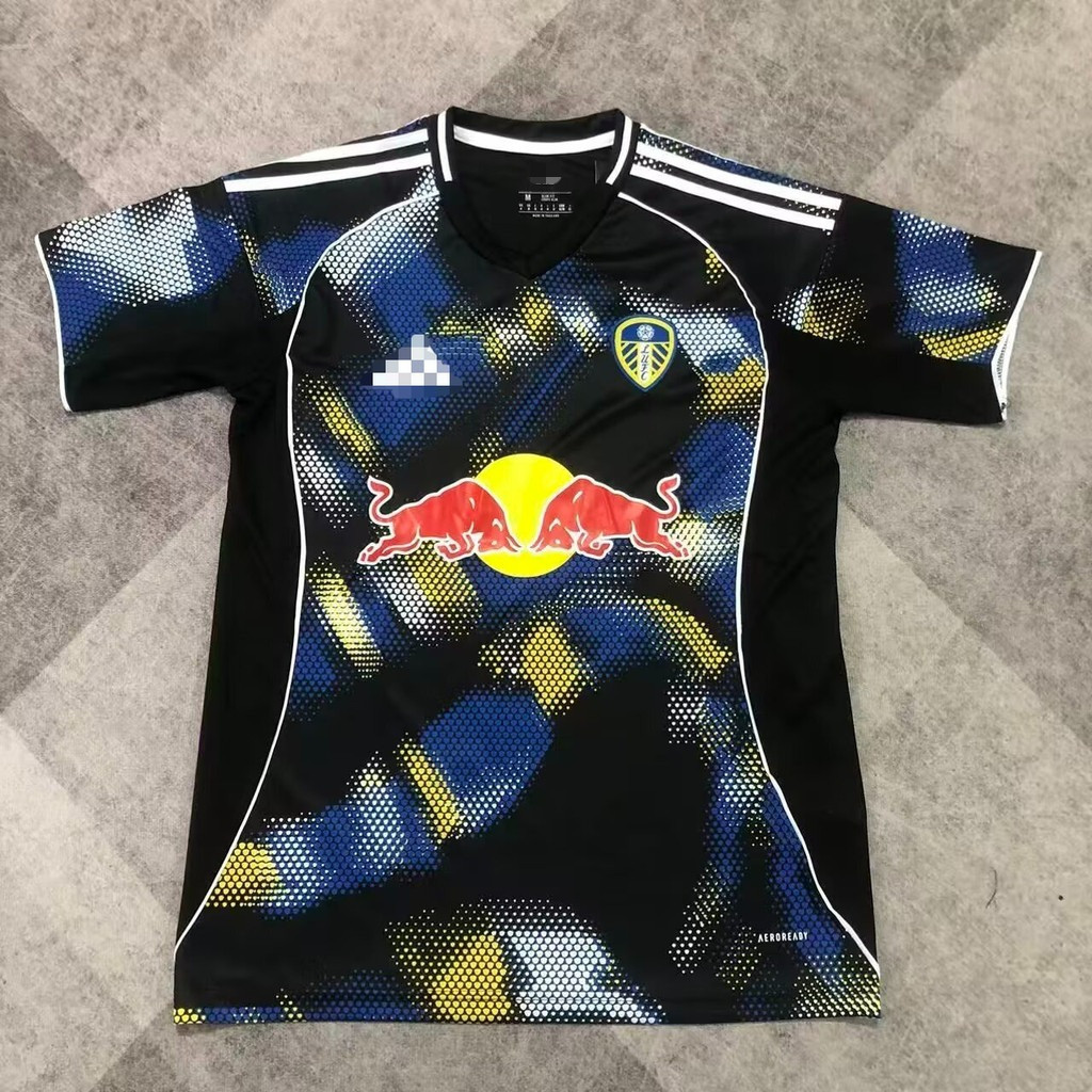 2025-26 Leeds United 2 Away Jersey พัดลมรุ่นกำหนดเองชื่อและหมายเลข AAA คุณภาพระดับพรีเมียม แห้งเร็ว 
