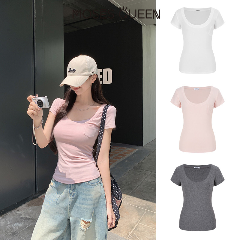 MOSESQUEEN มอสส์ ราชินี เสื้อยืดคอตั้งคอตั้งเรียบง่ายสไตล์เกาหลีและเปิดไหล่สําหรับสาวทรงโค้งใส่แล้วดูผอมเพิ่มหุ่น #63705