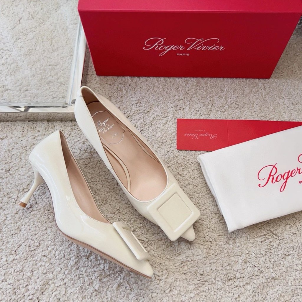 2025.1.31-6.5cm Heel R Home Classic Viv in the city Patent Leather Pointed Toe Shoes/High Heels