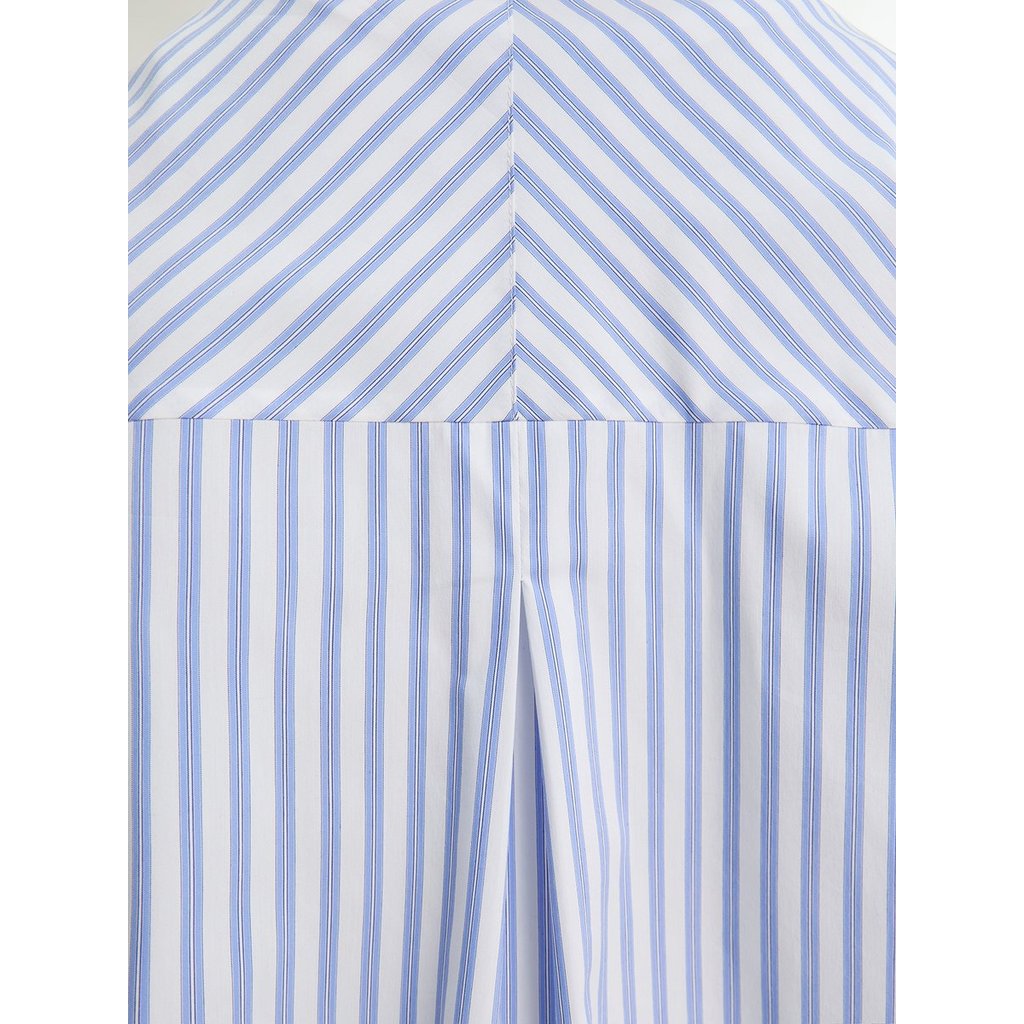 [Pomelo] เสื้อเชิ้ตลายทางไม่สมมาตรพร้อมกระดุม / Asymmetric Stripe Button Detail Shirt — صورة 6