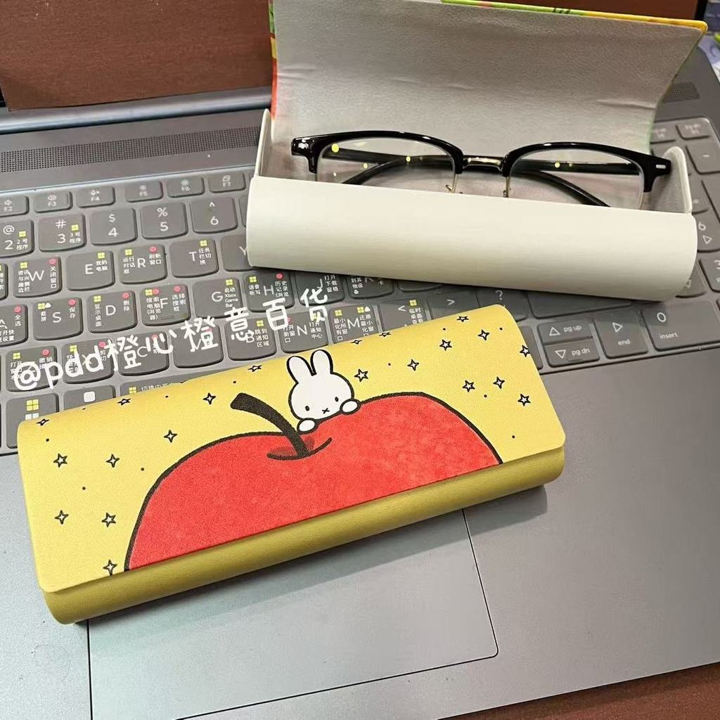 Case แว่นตา Cute Hard ออกแบบมาเพื่อลดแรงกด อุปกรณ์เสริมการ์ตูน kawaii สำหรับการเดินทาง | พิ้งกี้ฮาเวน