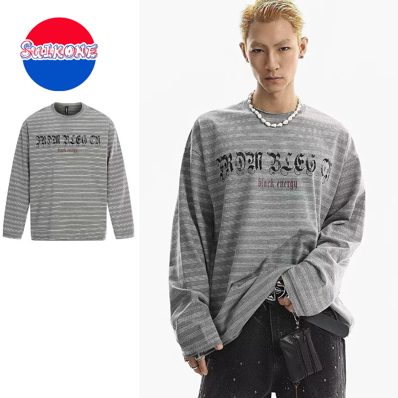 เสื้อยืดผู้ชายแขนยาว สไตลอเมริกันย้อนยุค ลวดลายพิมพ์แบรนด์ทันสมัย จาก SUIKONE สำหรับทุกคน