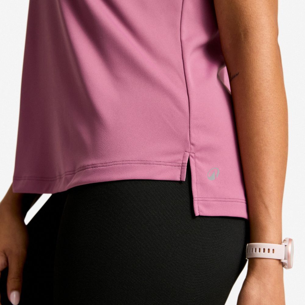 Decathlon Women’S Fitness Short-Sleeved T-Shirt เสื้อยืดแขนสั้นสำหรับผู้หญิงใส่ออกกำลังกาย – Purple ราคา ถูกที่สุด ดีลบีเคเค แกลเลอรีภาพที่ 5