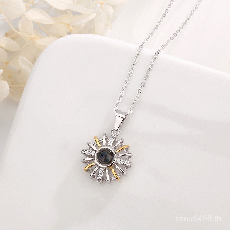 สร้อยคอแฟชั่น Hollow Chain จี้ 100 ประเภทเงินรอบจี้ภาษา s925 Projection Niche หรูหรา I Love You Clav
