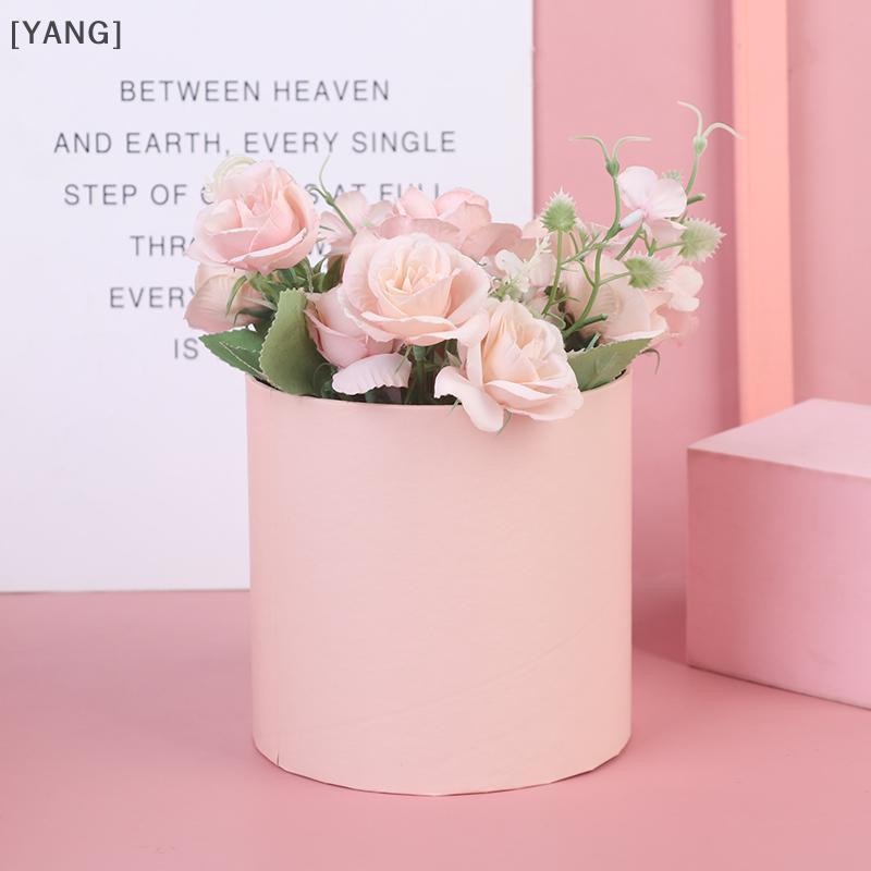 [YANG] 1 PC รอบดอกไม้กล่องกระดาษถือ Buet ของขวัญ Paaging Box Party Gift Box