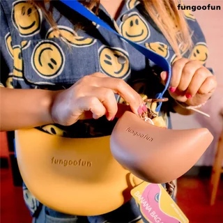 Fungoofun Banana Bag Charm F553 Mini พวงกุญแจกระเป๋าจิ๋วดีไซน์ทรงกล้วยสุดชิค