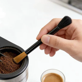 MAYA Coffee แปรงปัดผงกาแฟ ด้ามจับไม้ แปรงทำความสะอาดกาแฟ ขนแปรงทนทาน มีสองหัว Wooden Coffee Brush N76H