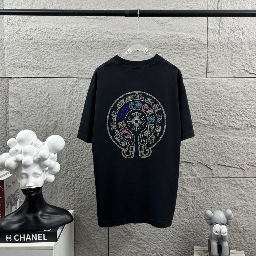Chrome Hearts/Chrome Hearts 2026 ต้นฤดูใบไม้ผลิสไตล์ใหม่เสื้อยืดแขนสั้นผู้ชายสไตล์ผู้หญิงสไตล์คู่ 2 