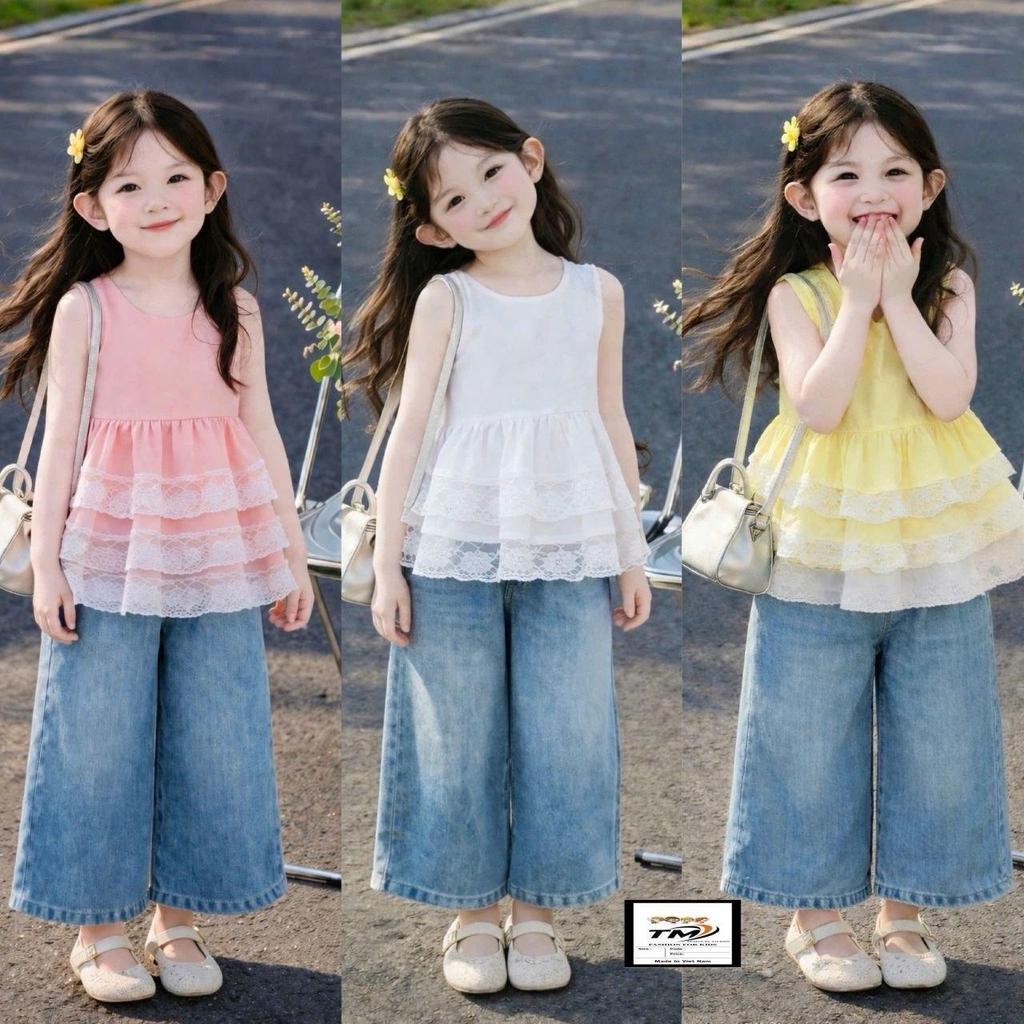 G415 (ขนาด 90-140) ชุดเซ็ทผ้านิ่มเสื้อแขนกุดตกแต่งระบายลูกไม้ และกางเกงยีนส์ทรงขากระบอก
